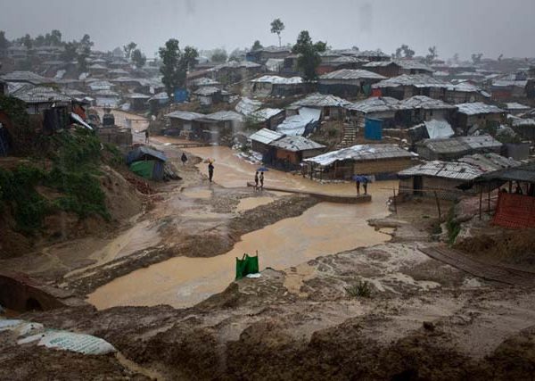 HRW: Jelang Musim Hujan, Pulau Tempat Tinggal Muhajirin Rohingya Terancam Banjir
