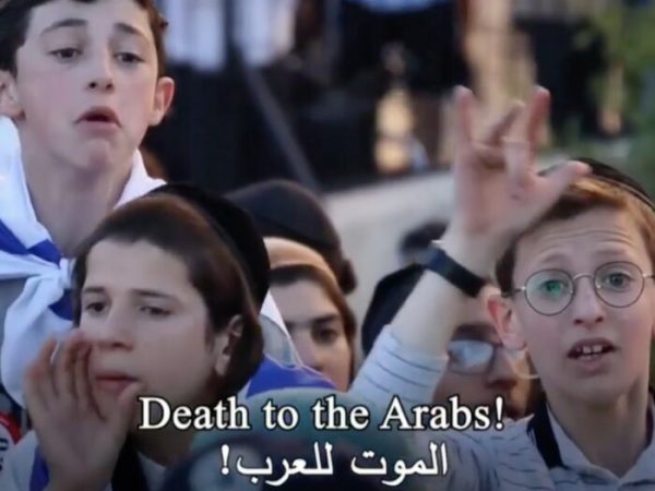 Video Zionis Israel Menghina Agama Islam & Bangsa Arab: Nabi Muhammad Telah Mati!